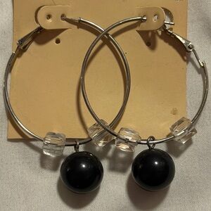 Elegant Black and Silver Hoop Earrings B7